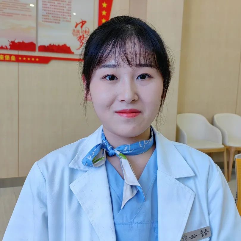 提升专业形象 助力精品化建设——白继眼科开展员工化妆培训(图3)