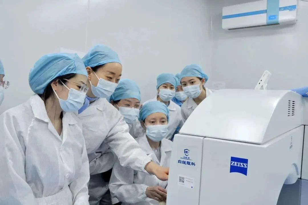 一花引得百花开,百花齐放硕果来——白继眼科&蔡司第十期全国全飞秒培训班结业(图21)