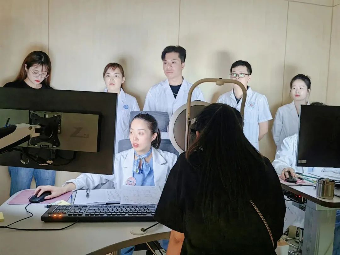 白继眼科&蔡司第十一期全国全飞秒培训班圆满结束(图14)