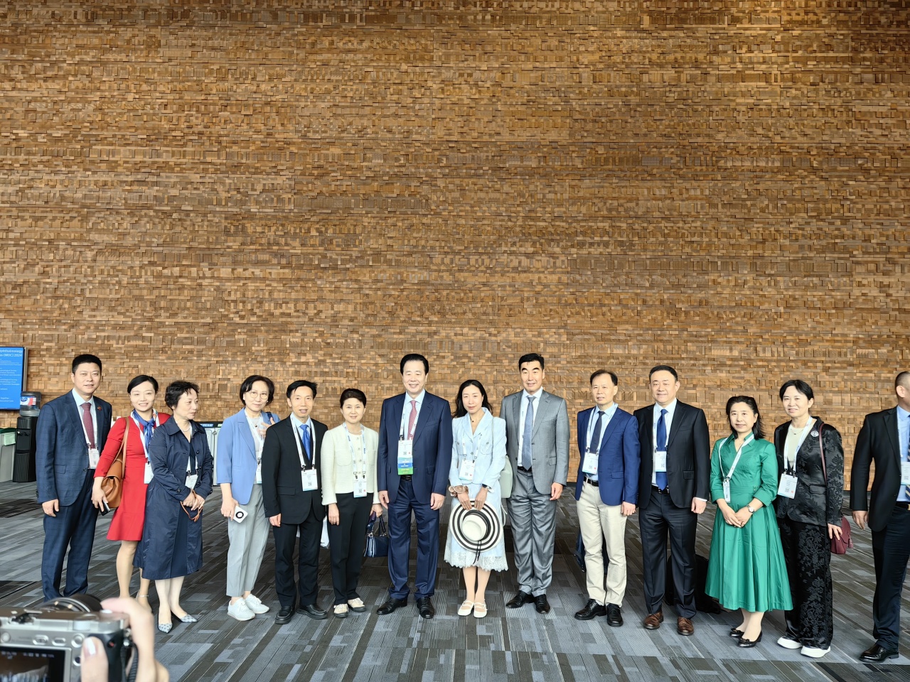 WOC 2024:白继教授闪耀温哥华 展现中国眼科风采(图9)